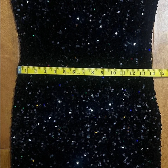 Forever 21 Sequins Mini Dress Size M Stretch Festive Holiday Party Cocktail GNO - Picture 5 of 10